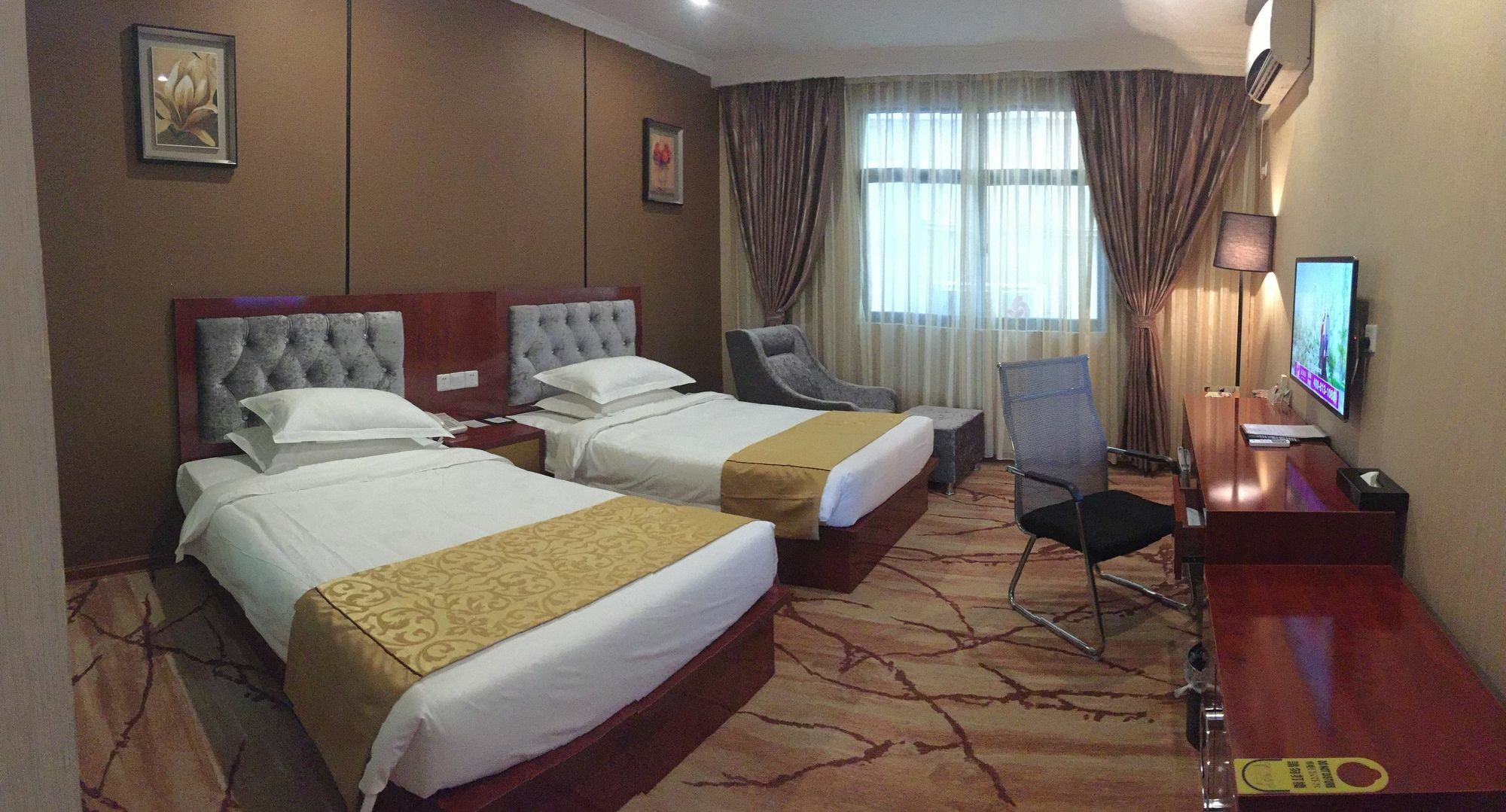 Apollo Hotel Yangon Exterior photo
